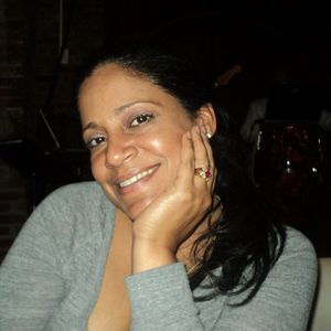Meet your Posher, Yolanda